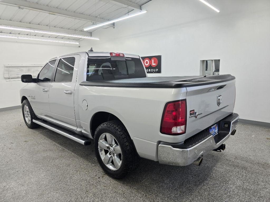RAM 1500 SLT Crew Cab SWB 2WD 2015