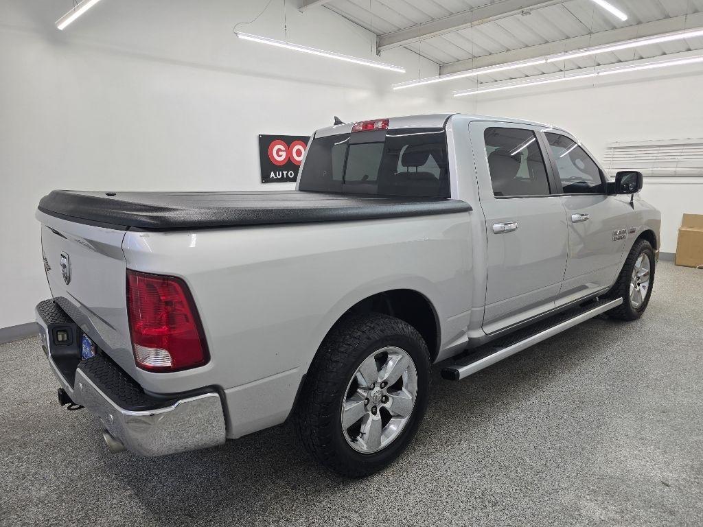 RAM 1500 SLT Crew Cab SWB 2WD 2015