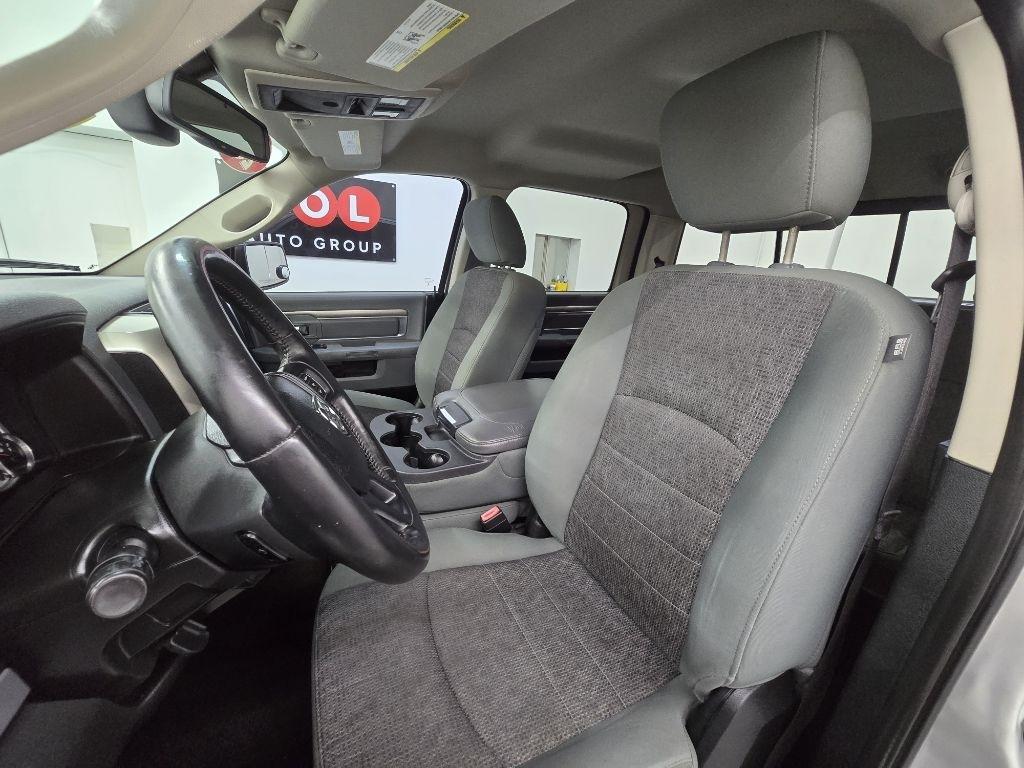 RAM 1500 SLT Crew Cab SWB 2WD 2015