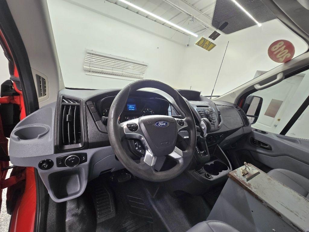 Ford Transit 250 Van Med. Roof w/Sliding Pass. 148-in. WB 2018