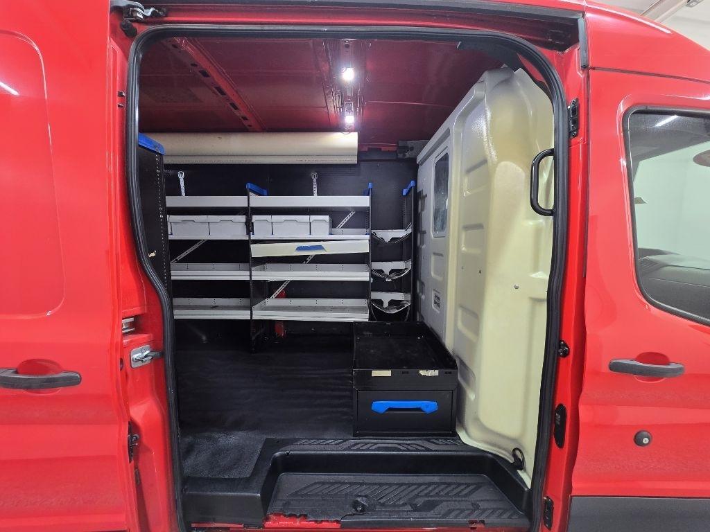 Ford Transit 250 Van Med. Roof w/Sliding Pass. 148-in. WB 2018