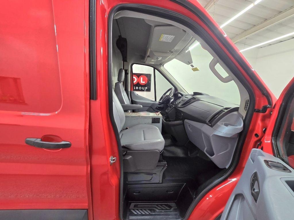 Ford Transit 250 Van Med. Roof w/Sliding Pass. 148-in. WB 2018
