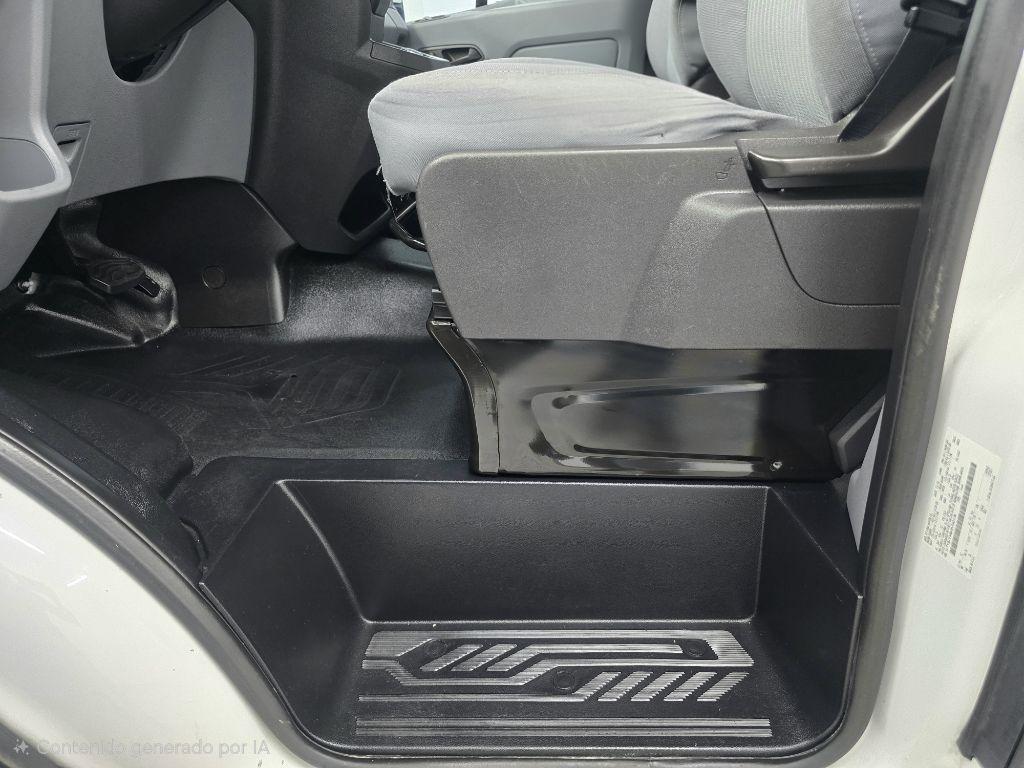 Ford Transit 150 Van Low Roof w/Sliding Pass. 148-in. WB 2017