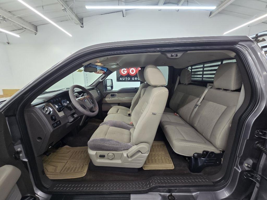 Ford F-150 XLT SuperCab 8-ft. Bed 2WD 2010