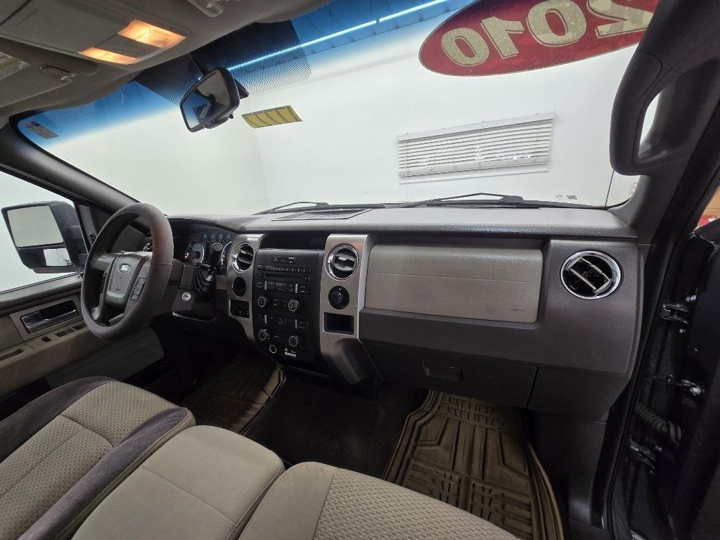 Ford F-150 XLT SuperCab 8-ft. Bed 2WD 2010