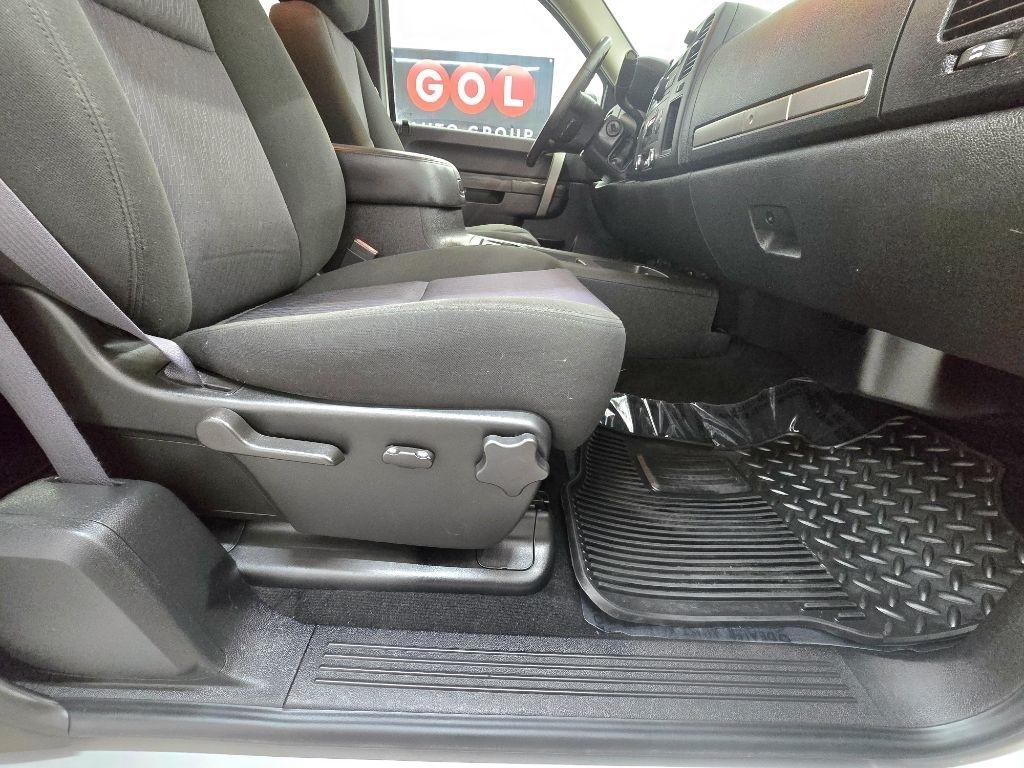 Chevrolet Silverado 1500 LT Ext. Cab Long Box 2WD 2011