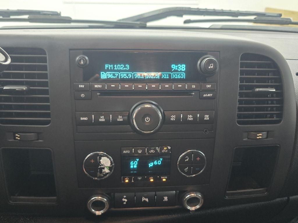 Chevrolet Silverado 1500 LT Ext. Cab Long Box 2WD 2011