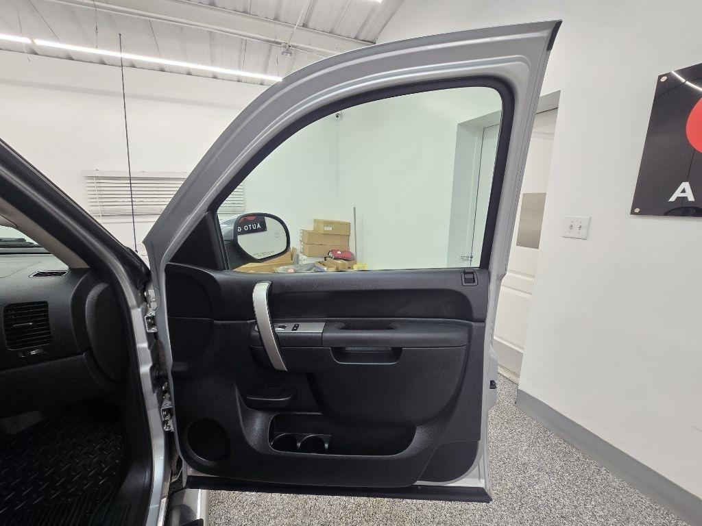Chevrolet Silverado 1500 LT Ext. Cab Long Box 2WD 2011