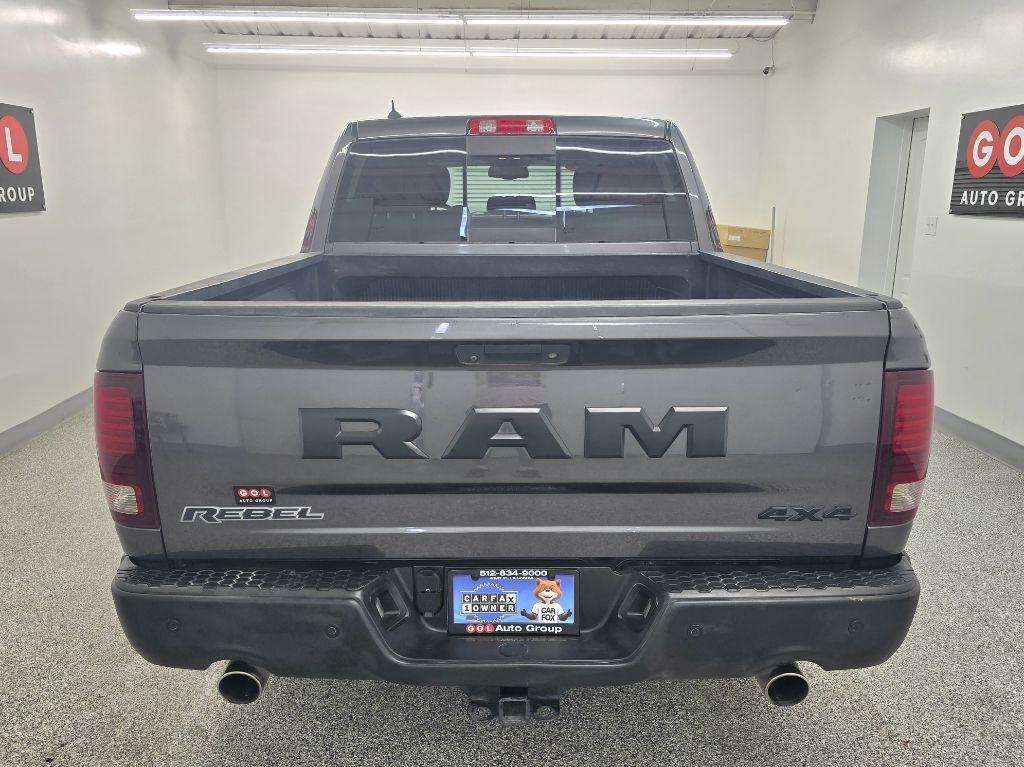 RAM 1500 Rebel Crew Cab SWB 4WD 2017