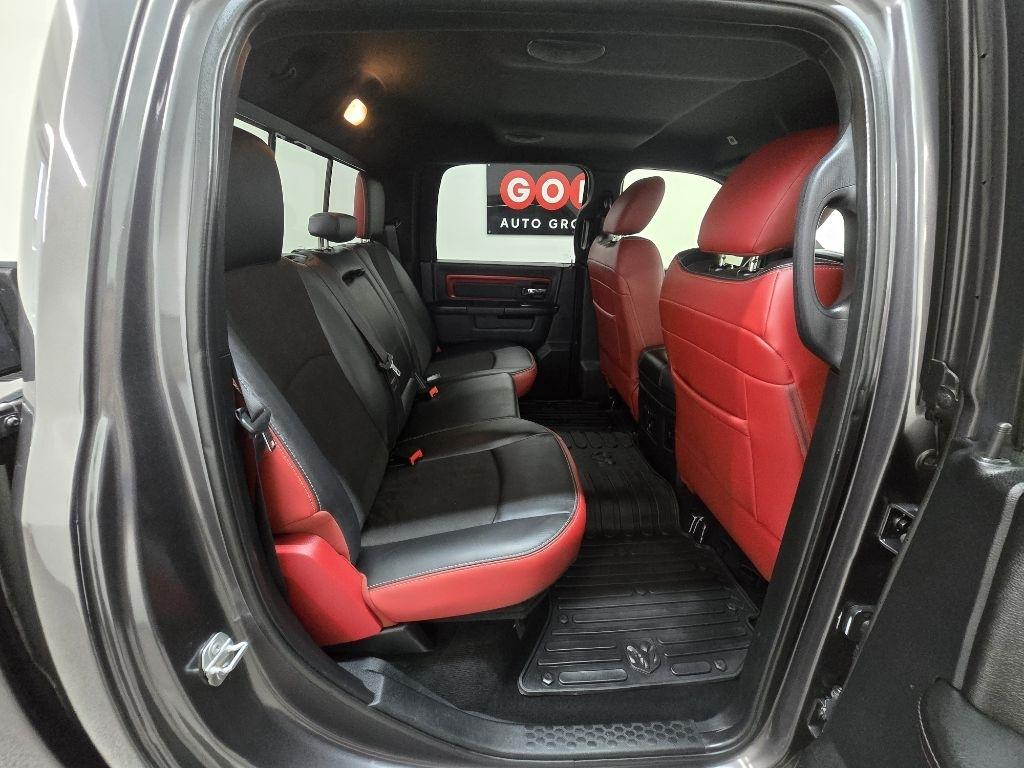 RAM 1500 Rebel Crew Cab SWB 4WD 2017