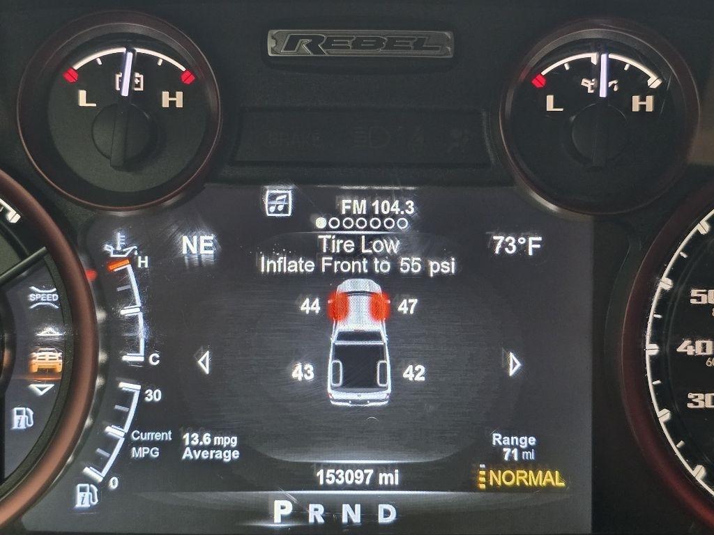 RAM 1500 Rebel Crew Cab SWB 4WD 2017
