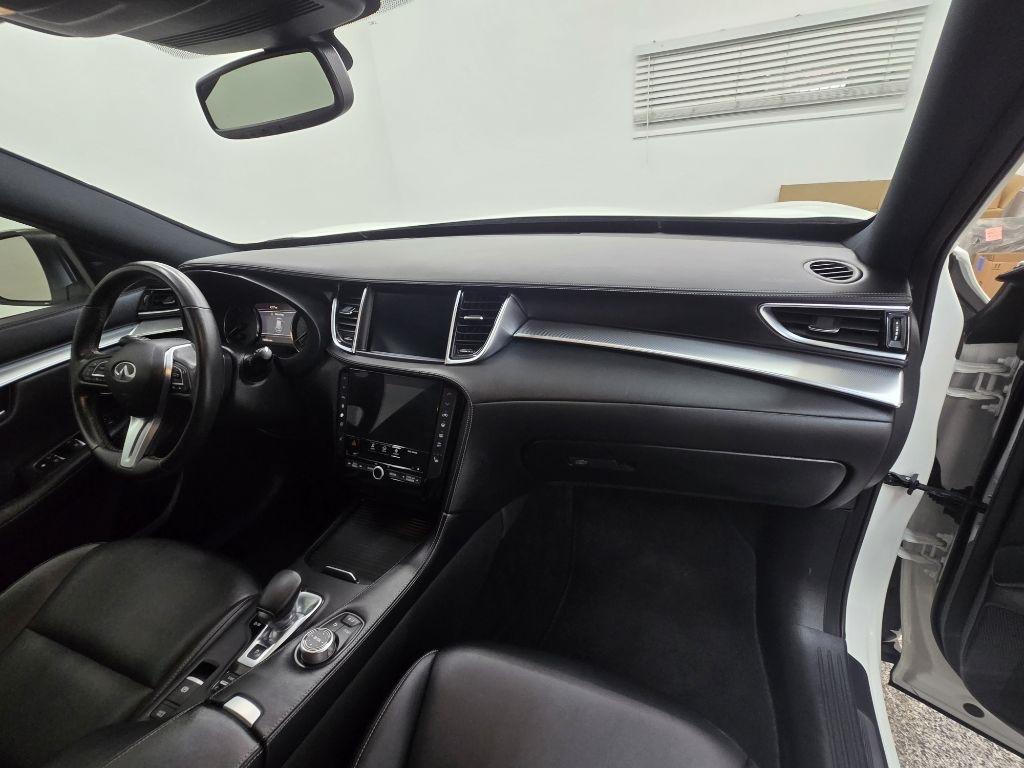 Infiniti QX50 LUXE 2021