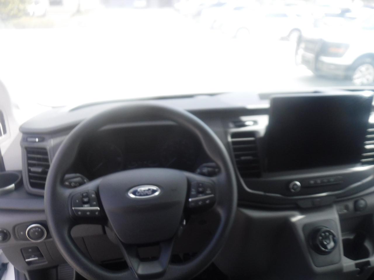 Ford Transit T-350 2024