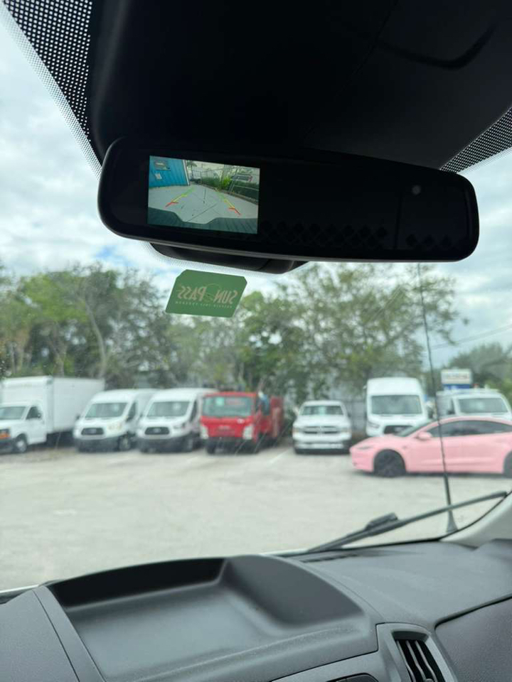 Ford Transit 250 Van Low Roof 60/40 Pass.130-in. WB 2017 Ford Transit 250 Van Low Roof 60/40 Pass.130-in. WB 2017