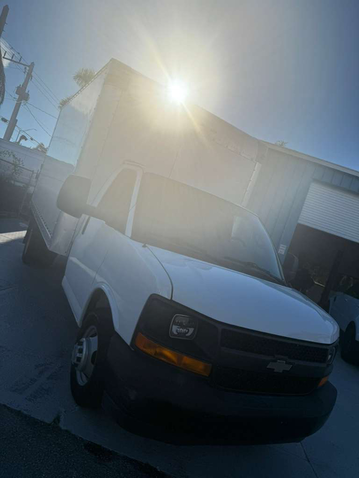 Chevrolet Express G3500 159" 2017 Chevrolet Express G3500 159" 2017