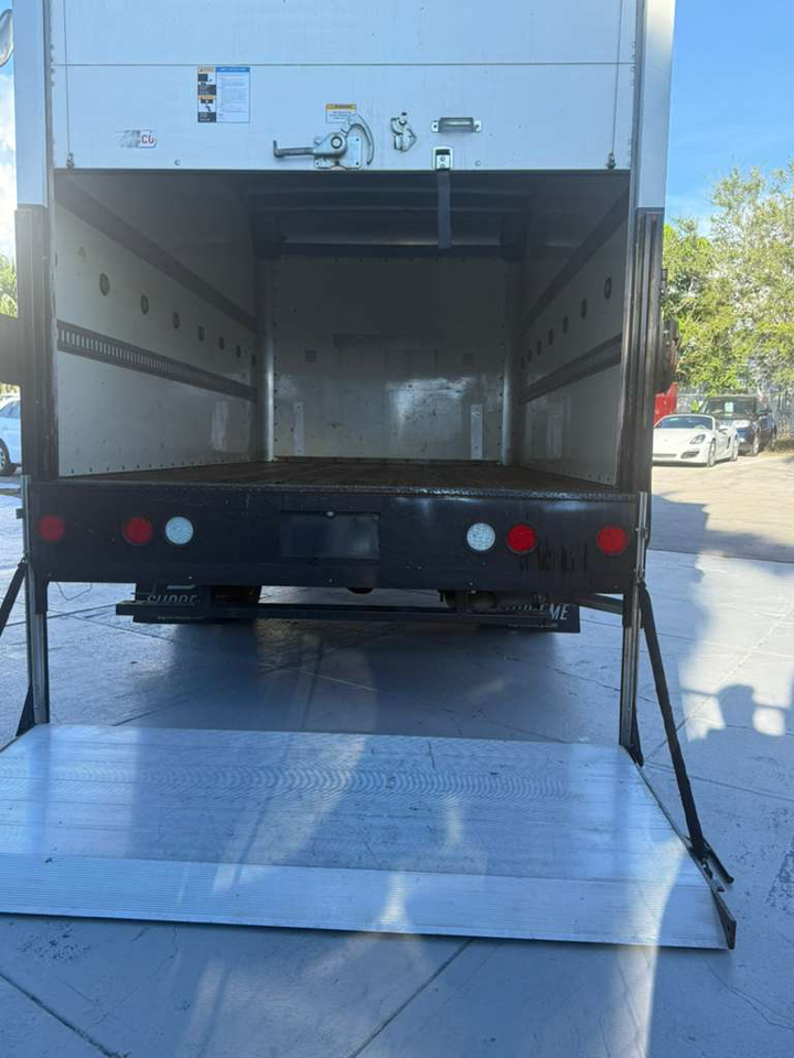 Chevrolet Express G3500 159" 2017 Chevrolet Express G3500 159" 2017