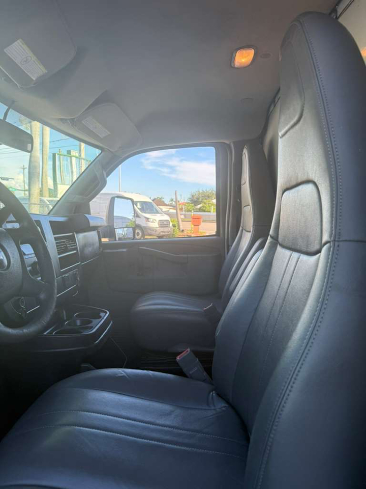 Chevrolet Express G3500 159" 2017 Chevrolet Express G3500 159" 2017