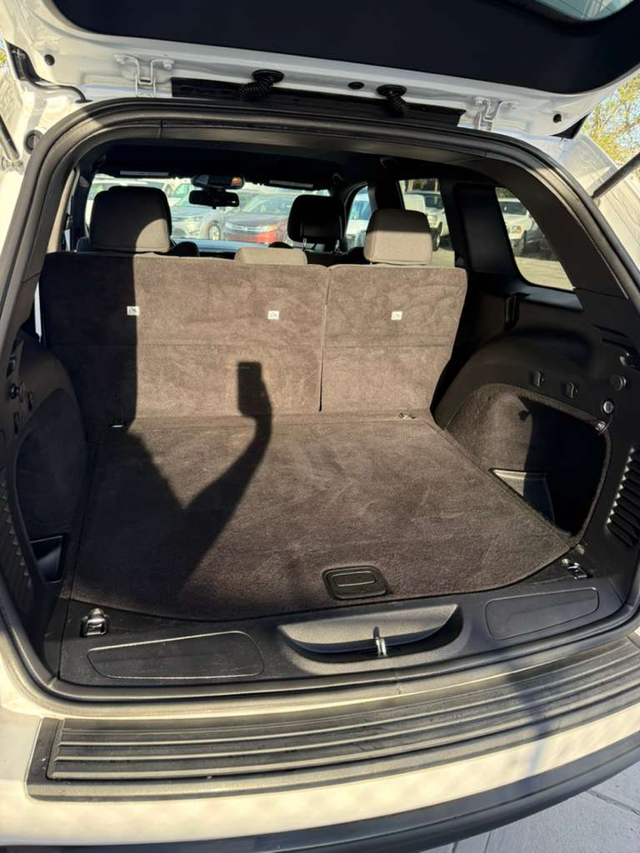 Jeep Grand Cherokee Laredo 2WD 2015