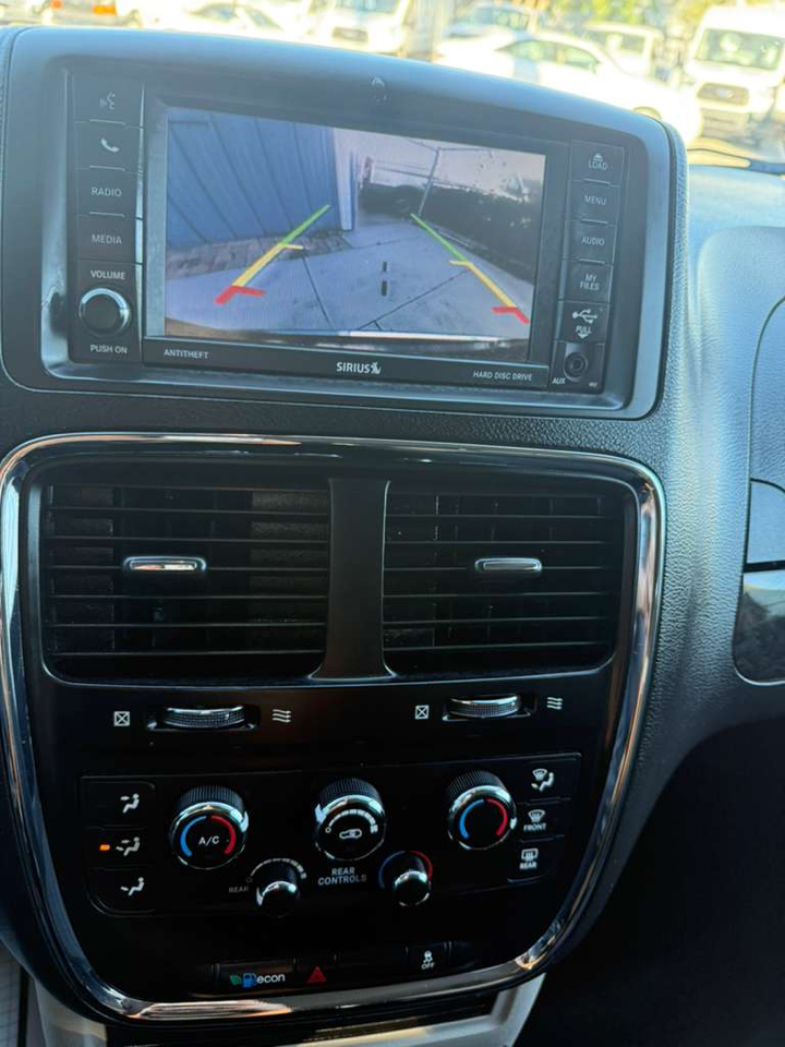 Dodge Grand Caravan SE 2017