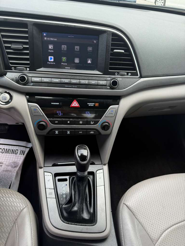 Hyundai Elantra Limited 2017