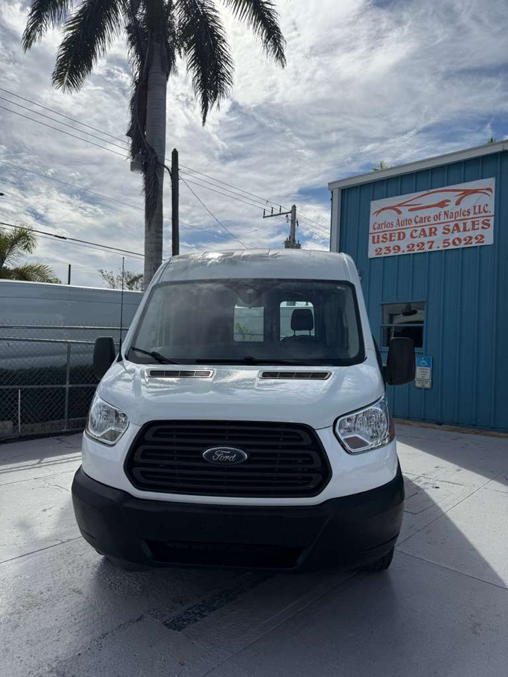 Ford Transit 250 Van Med. Roof w/Sliding Pass. 130-in. WB 2021
