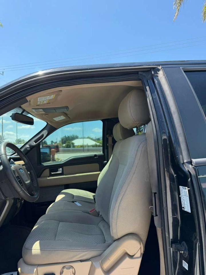 Ford F-150 Lariat SuperCab 6.5-ft. Bed 2WD 2014