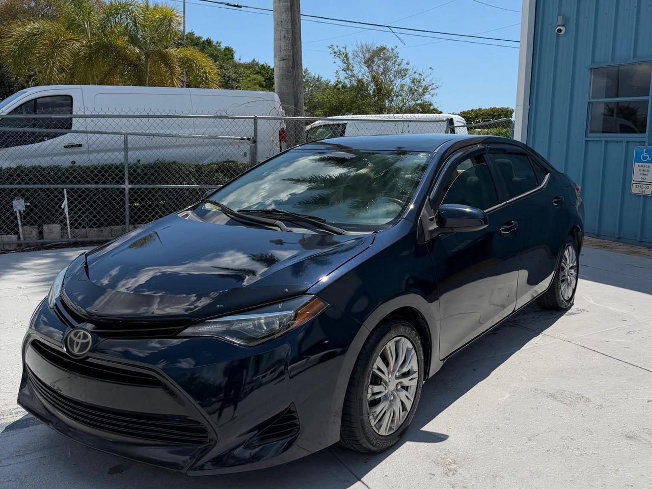 Toyota Corolla LE CVT 2017