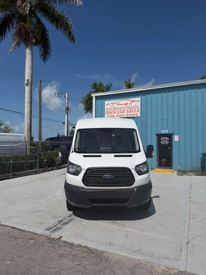 Ford Transit 150 Van Med. Roof w/Sliding Pass. 148-in. WB 2019