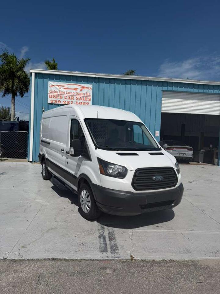 Ford Transit 150 Van Med. Roof w/Sliding Pass. 148-in. WB 2019
