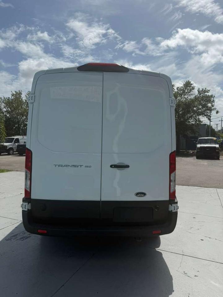 Ford Transit 150 Van Med. Roof w/Sliding Pass. 148-in. WB 2019