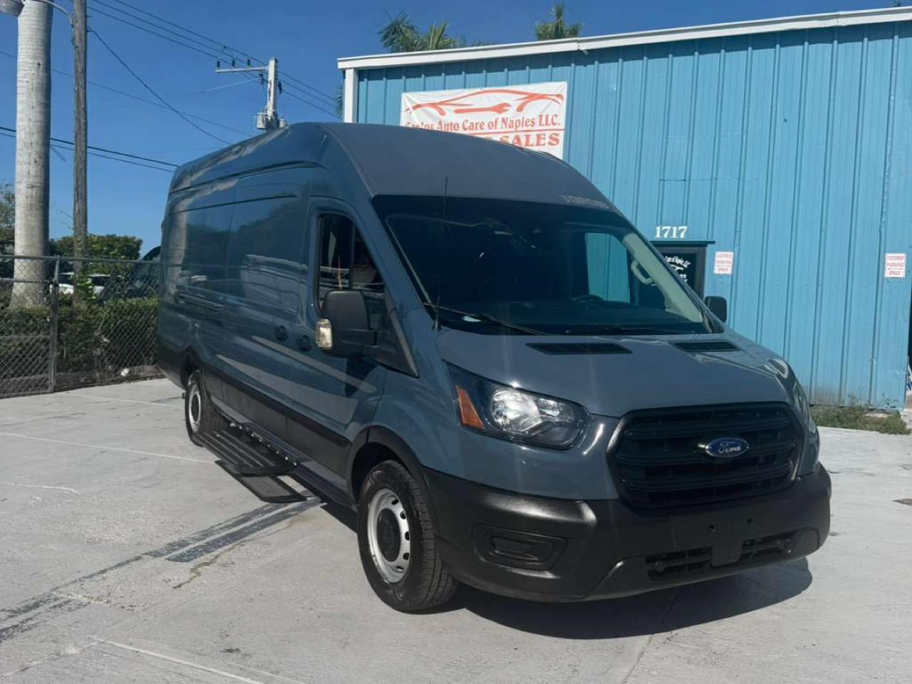 Ford Transit 250 Van High Roof w/Sliding Pass. 148-in. WB EL 2020