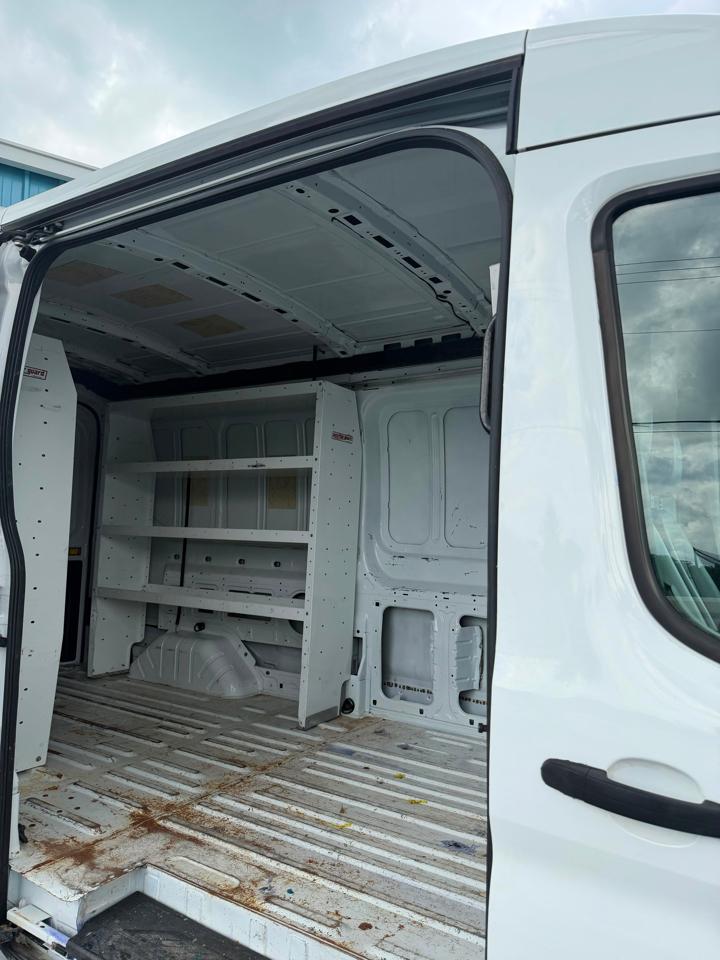 Ford Transit 250 Van Med. Roof w/Sliding Pass. 148-in. WB 2018