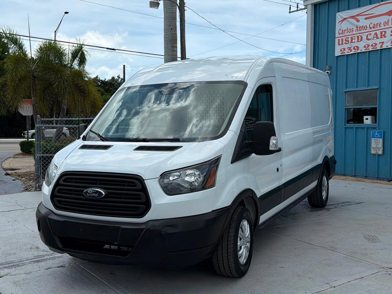 Ford Transit 150 Van Med. Roof w/Sliding Pass. 148-in. WB 2019