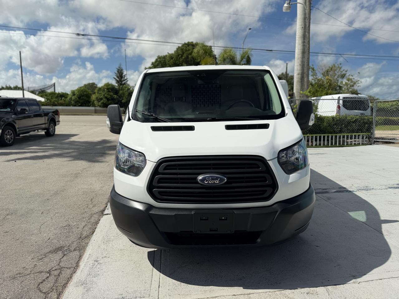 Ford Transit 150 Van Low Roof w/Sliding Pass. 130-in. WB 2019