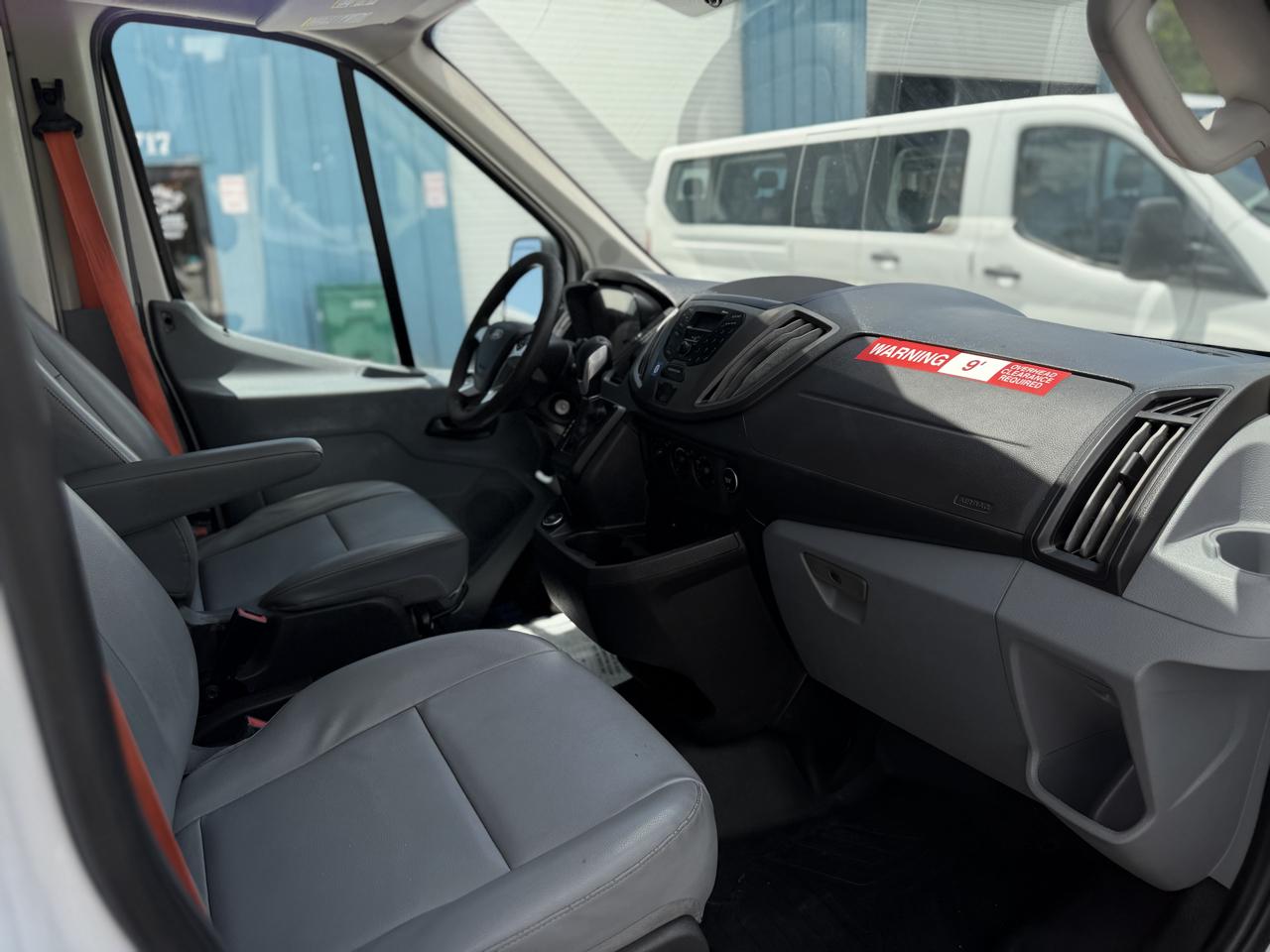 Ford Transit 150 Van Med. Roof w/Sliding Pass. 148-in. WB 2018