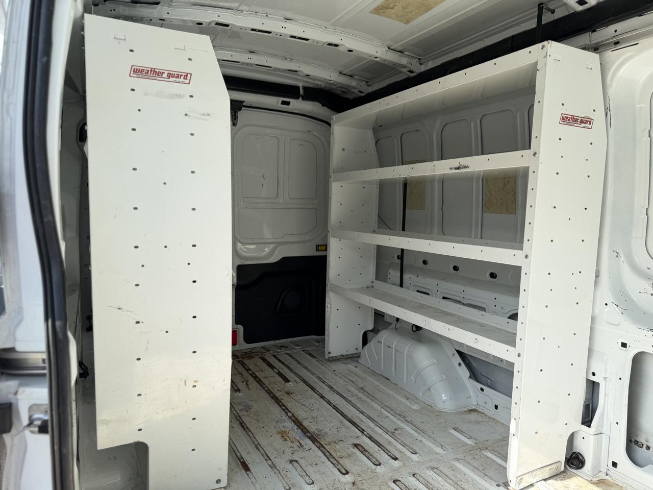 Ford Transit 250 Van Med. Roof w/Sliding Pass. 148-in. WB 2018