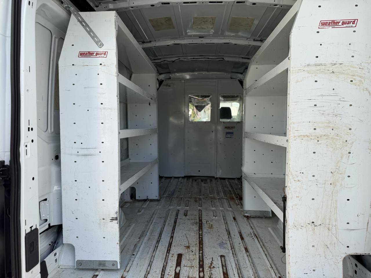 Ford Transit 250 Van Med. Roof w/Sliding Pass. 148-in. WB 2018