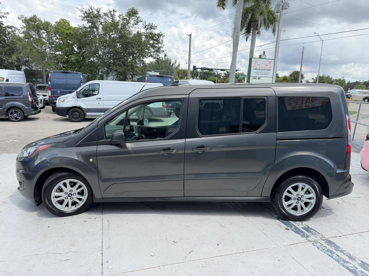 Ford Transit Connect Wagon XLT LWB w/Rear 180 Degree Door 2022