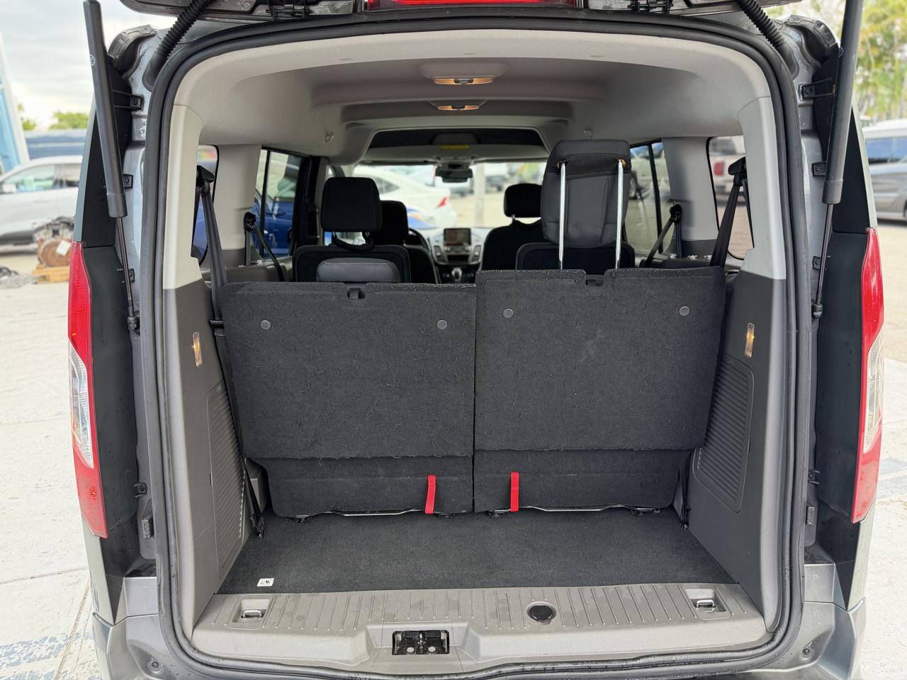 Ford Transit Connect Wagon XLT LWB w/Rear 180 Degree Door 2022