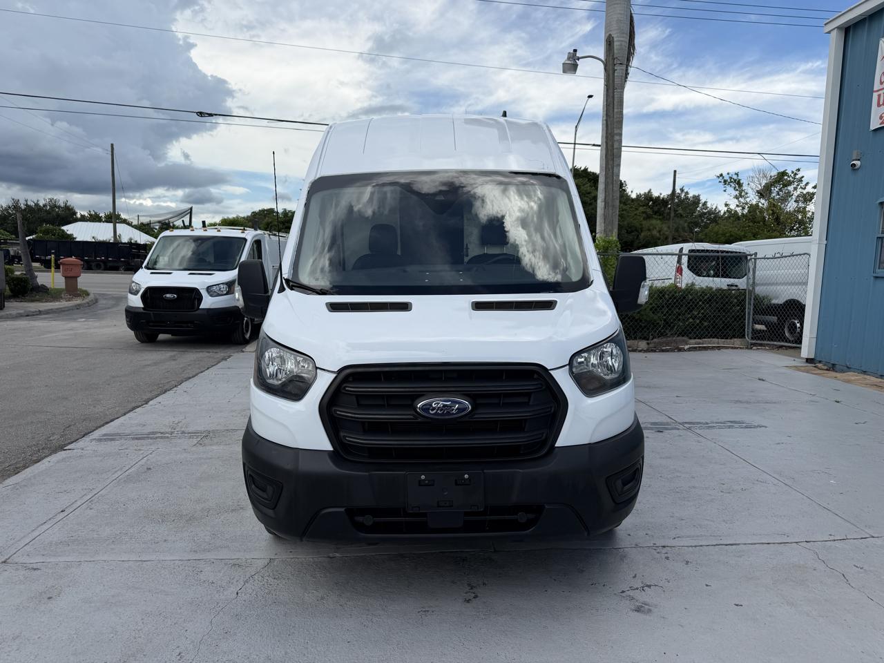 Ford Transit 250 Van High Roof w/Sliding Pass. 148-in. WB EL 2020