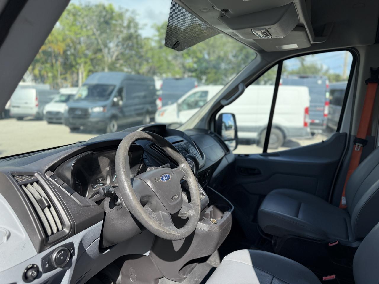Ford Transit 150 Van Med. Roof w/Sliding Pass. 148-in. WB 2019