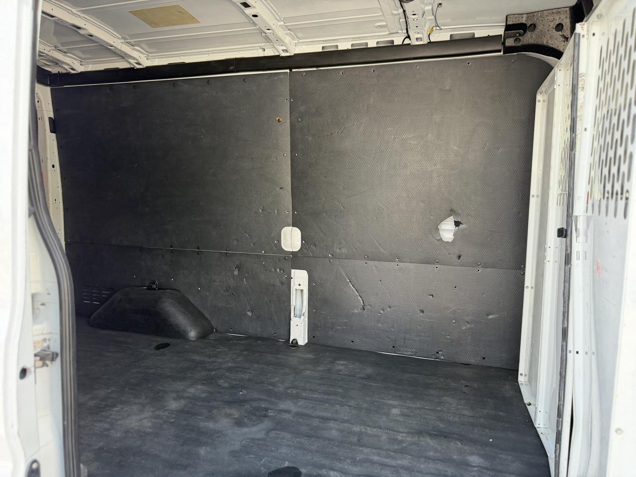 Ford Transit 150 Van Med. Roof w/Sliding Pass. 148-in. WB 2019