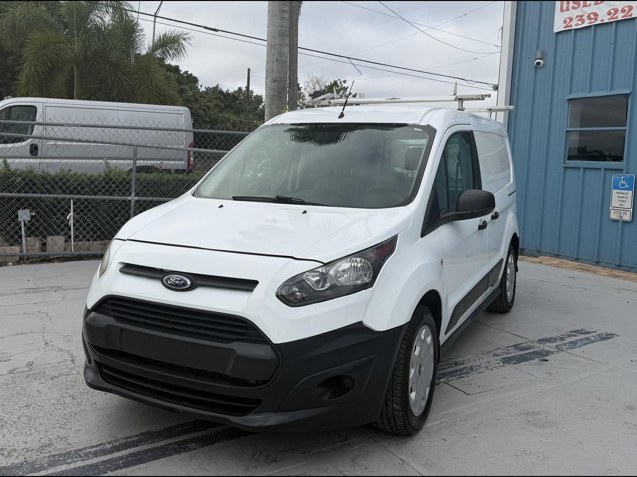 Ford Transit Connect Cargo Van XL SWB w/Rear Liftgate 2016