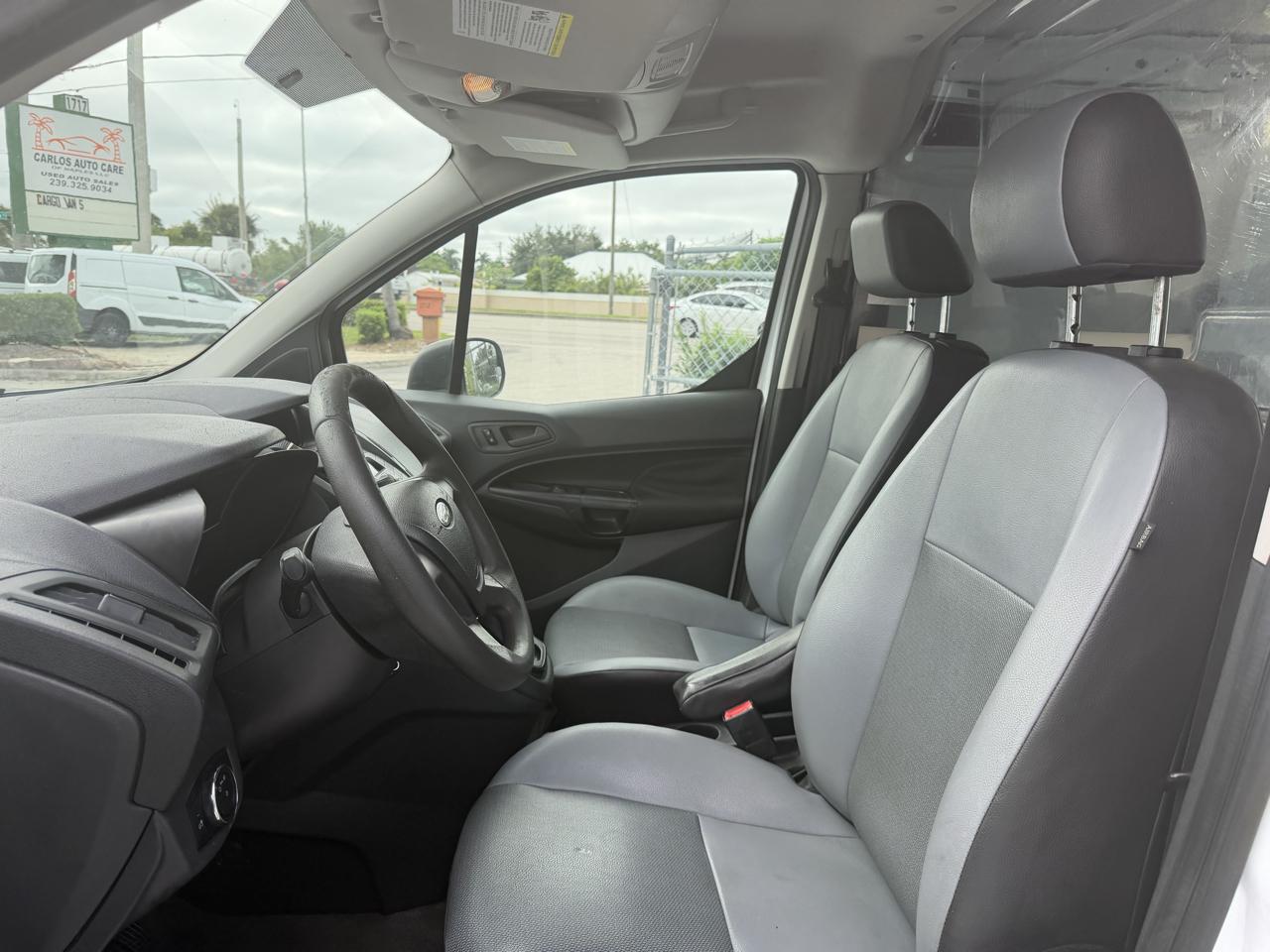 Ford Transit Connect Cargo Van XL SWB w/Rear Liftgate 2016