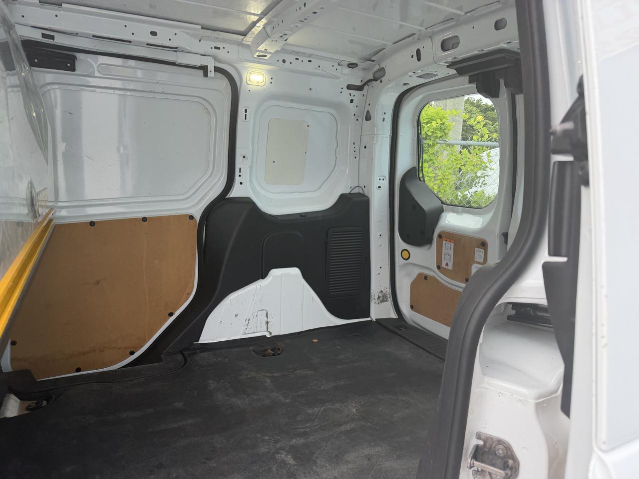 Ford Transit Connect Cargo Van XL SWB w/Rear Liftgate 2016