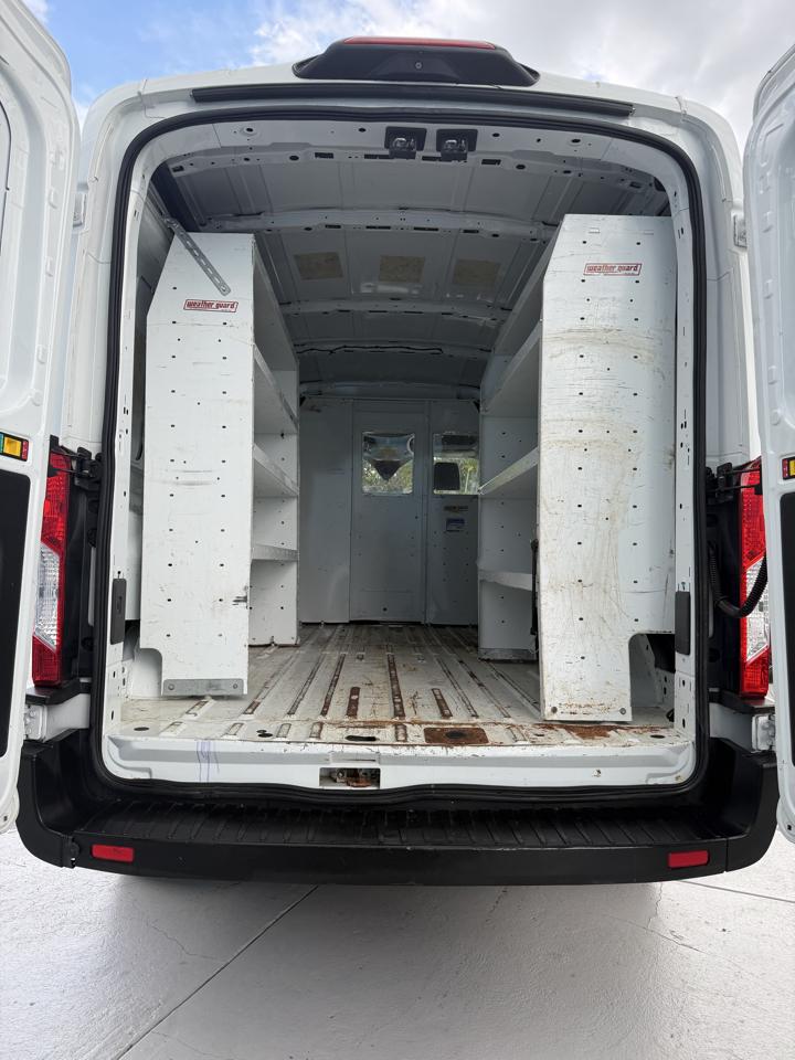 Ford Transit 250 Van Med. Roof w/Sliding Pass. 148-in. WB 2018