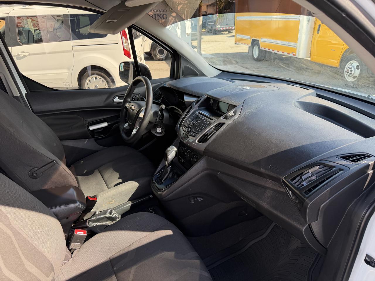 Ford Transit Connect Cargo Van XLT LWB w/Rear Liftgate 2018