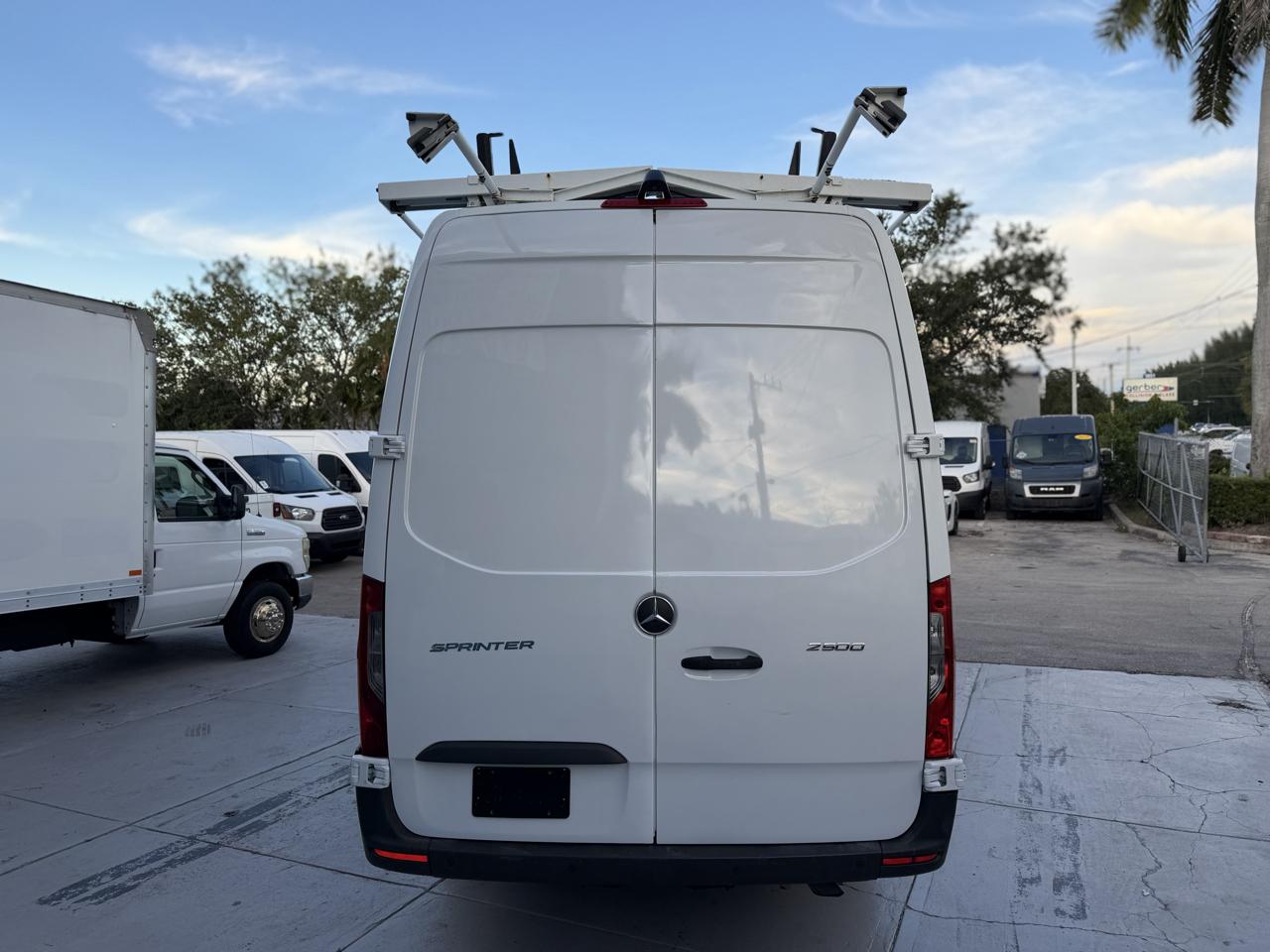 Mercedes-Benz Sprinter 2500 170-in. WB 2022