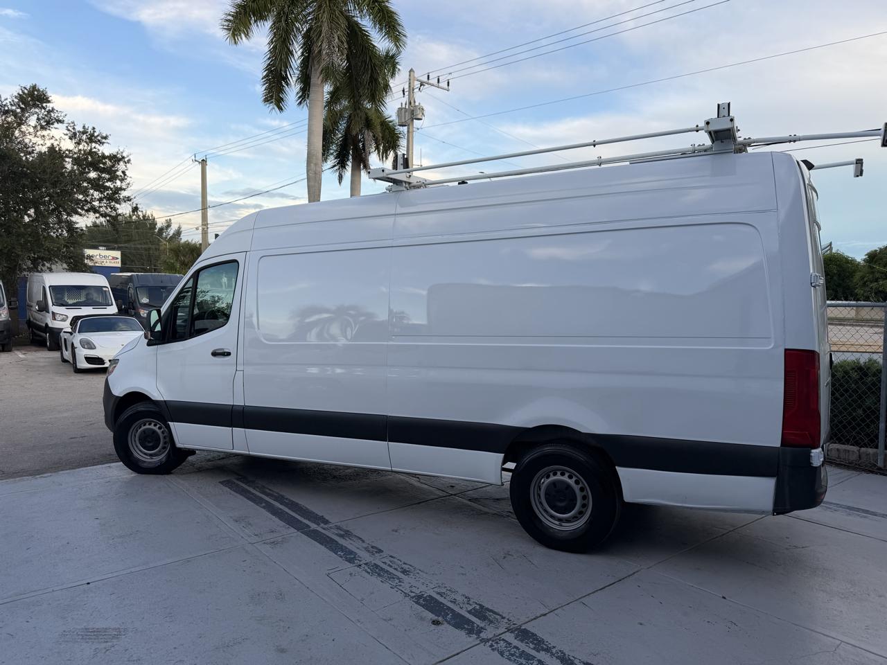 Mercedes-Benz Sprinter 2500 170-in. WB 2022