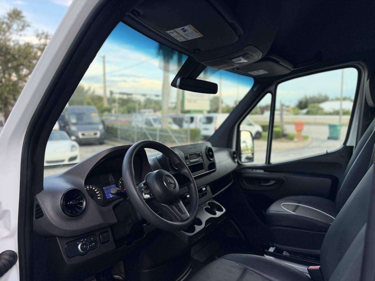 Mercedes-Benz Sprinter 2500 170-in. WB 2022